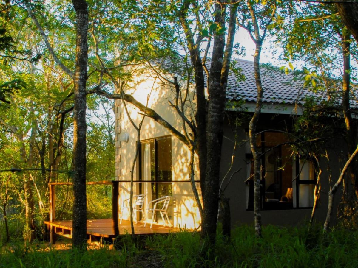 Umkhumbi Lodge Hluhluwe Dış mekan fotoğraf