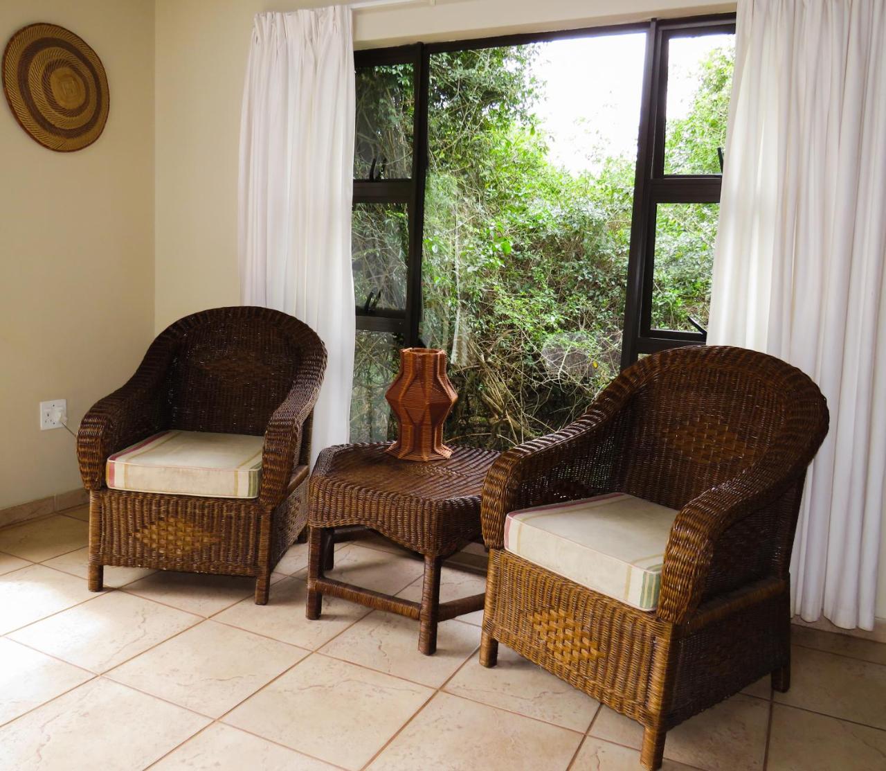Umkhumbi Lodge Hluhluwe Dış mekan fotoğraf