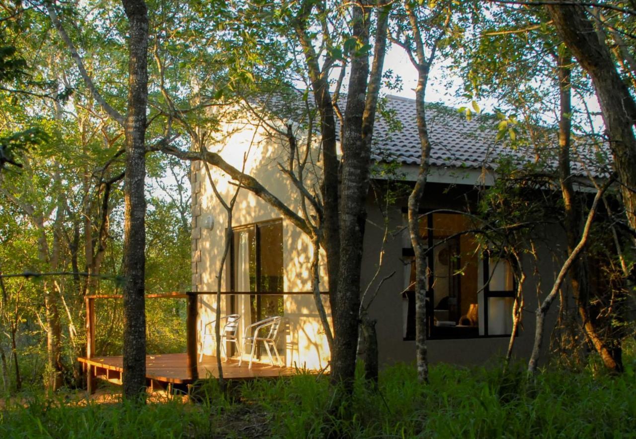 Umkhumbi Lodge Hluhluwe Dış mekan fotoğraf